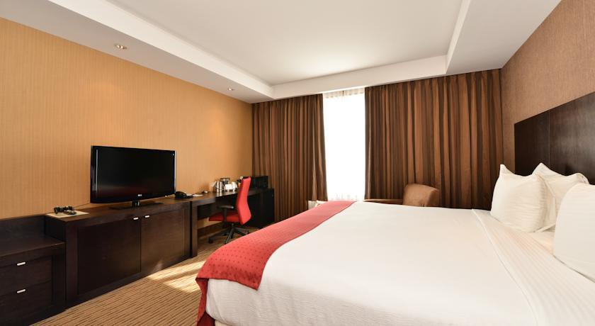 Edmonton Hotel & Convention Center אדמונטון מראה חיצוני תמונה