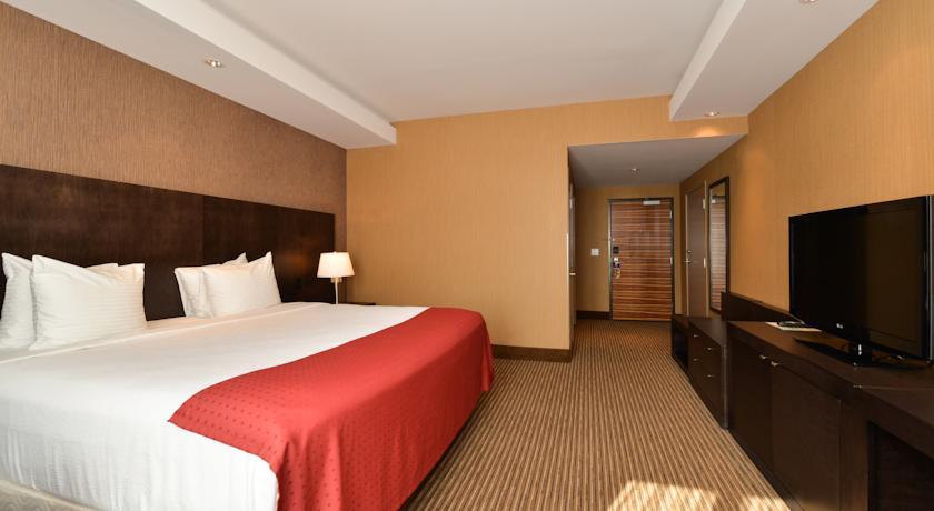 Edmonton Hotel & Convention Center אדמונטון מראה חיצוני תמונה