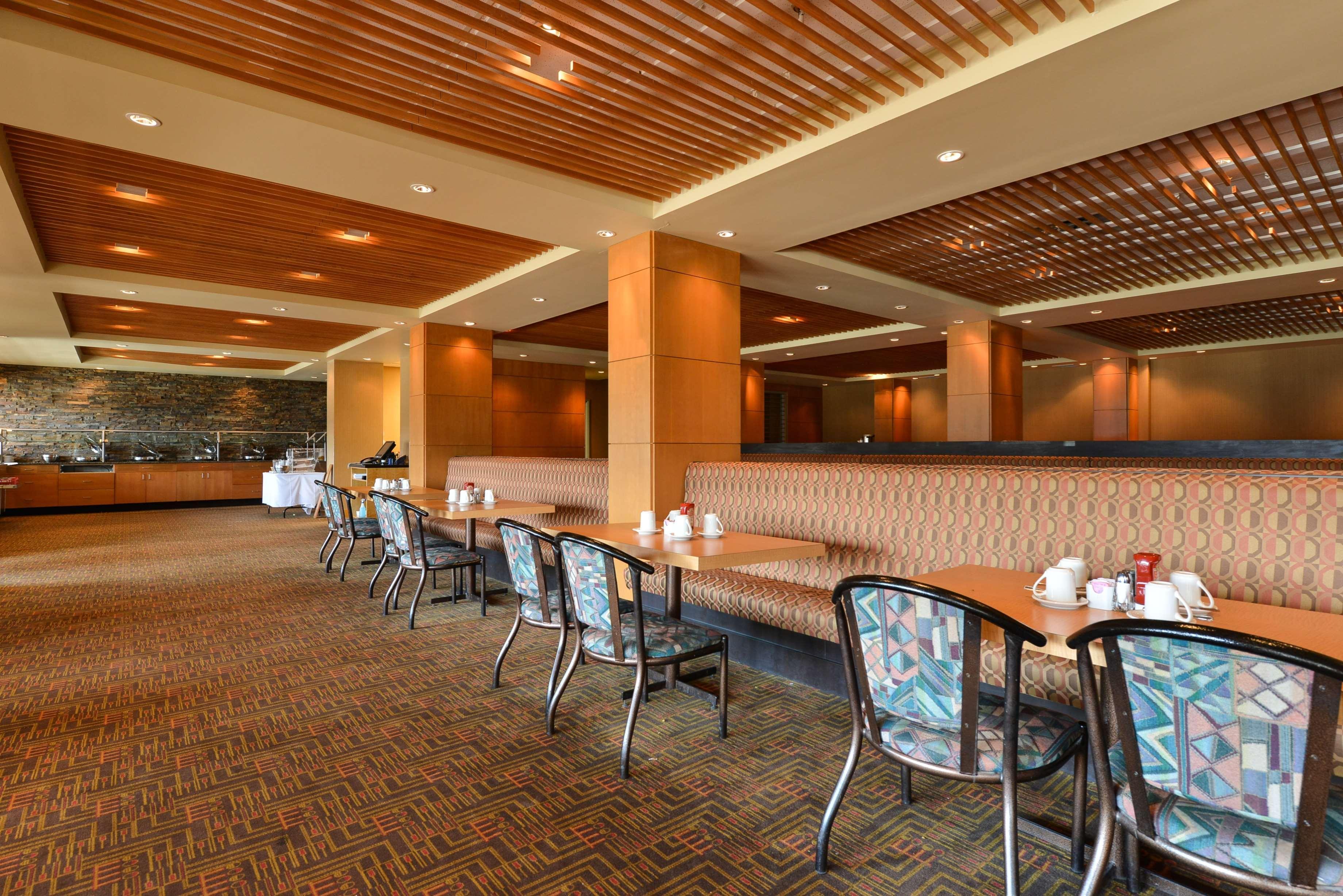 Edmonton Hotel & Convention Center אדמונטון מראה חיצוני תמונה