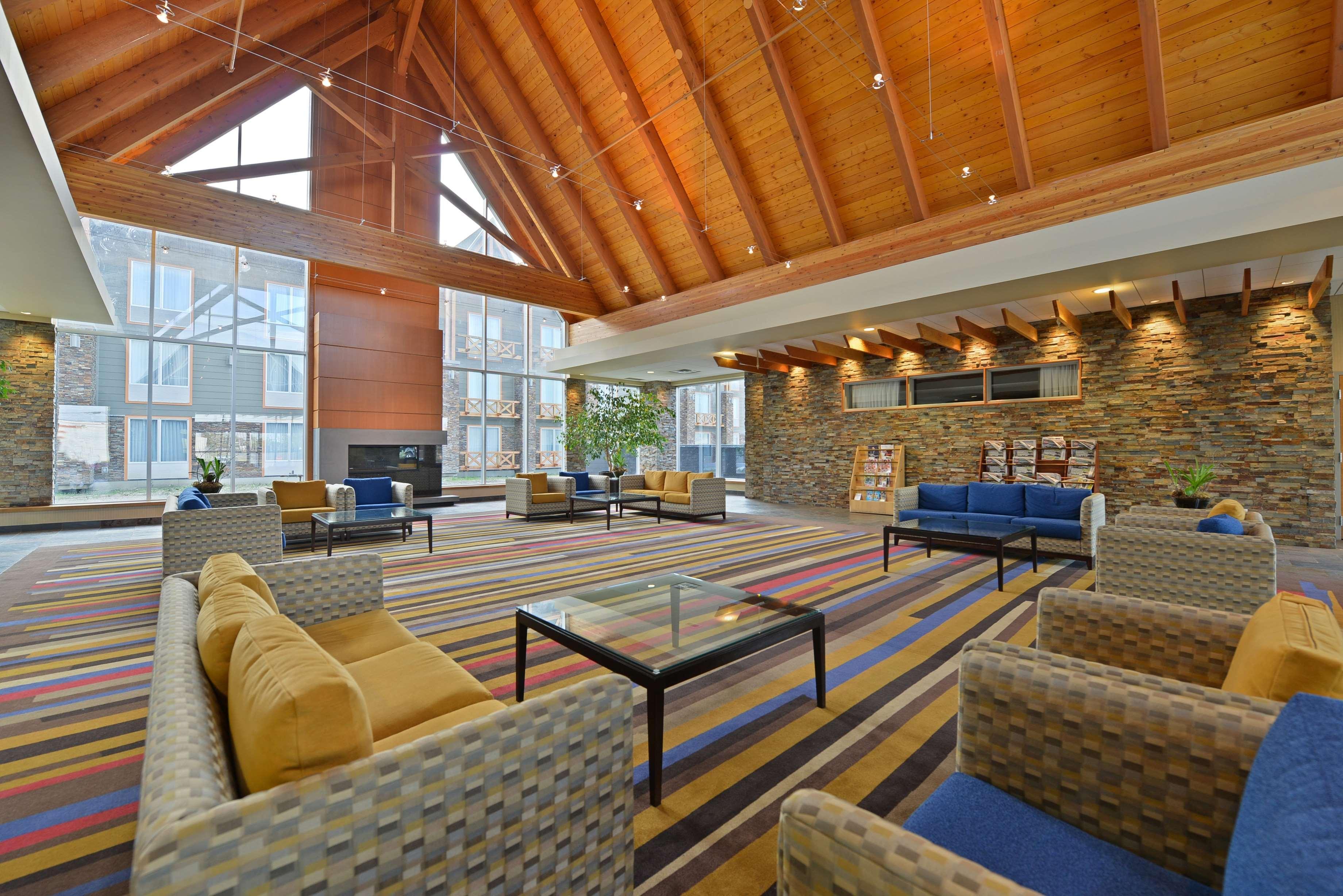 Edmonton Hotel & Convention Center אדמונטון מראה חיצוני תמונה