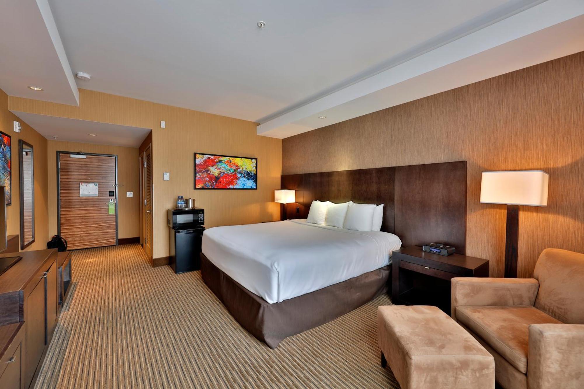 Edmonton Hotel & Convention Center אדמונטון מראה חיצוני תמונה
