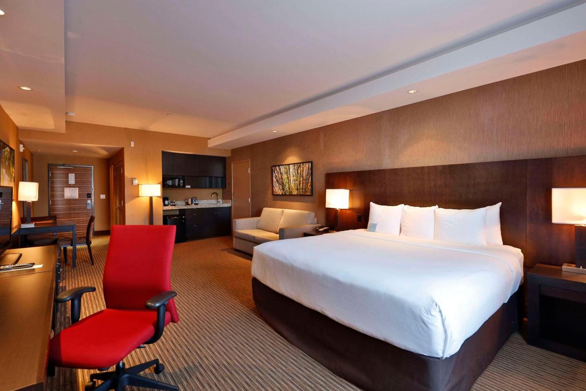 Edmonton Hotel & Convention Center אדמונטון מראה חיצוני תמונה