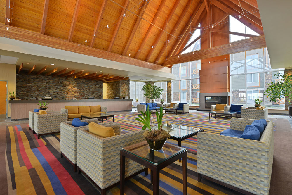 Edmonton Hotel & Convention Center אדמונטון מראה חיצוני תמונה