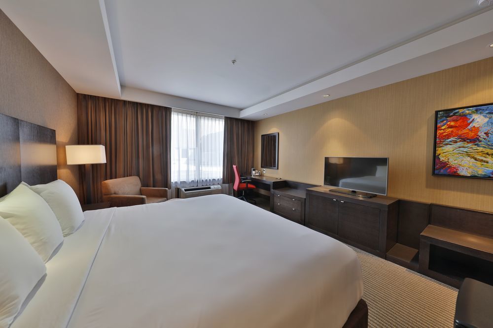 Edmonton Hotel & Convention Center אדמונטון מראה חיצוני תמונה