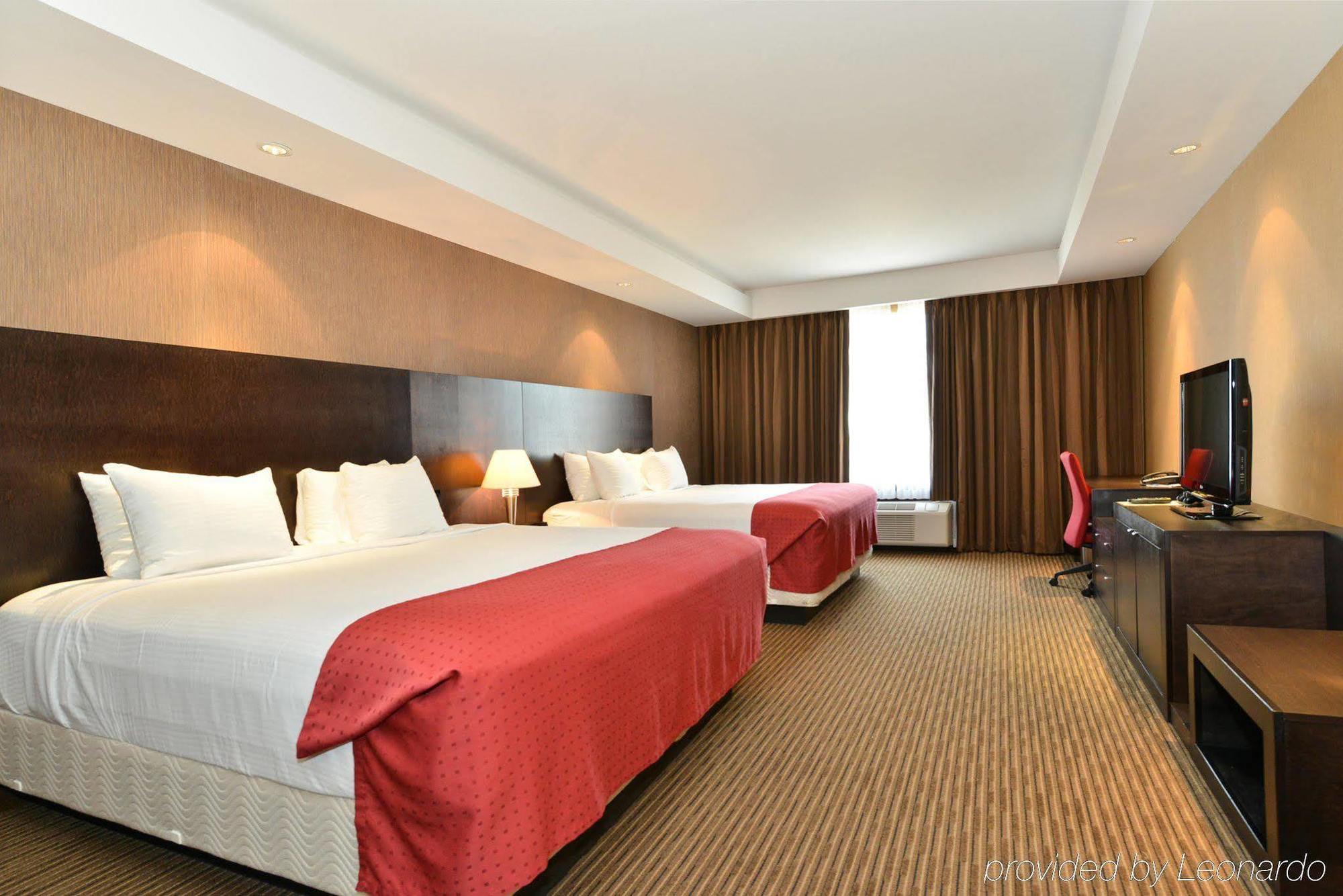 Edmonton Hotel & Convention Center אדמונטון מראה חיצוני תמונה