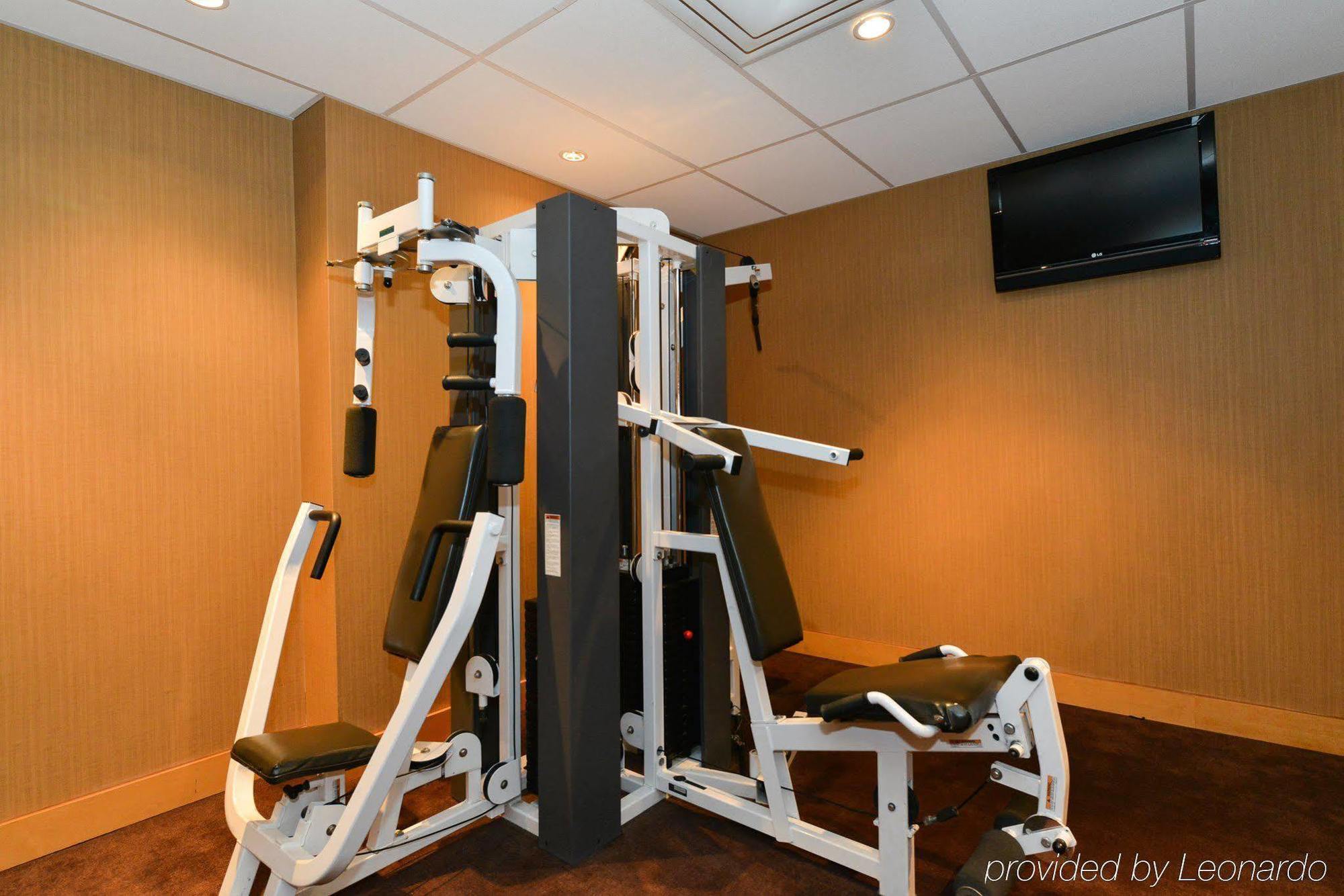 Edmonton Hotel & Convention Center אדמונטון מראה חיצוני תמונה
