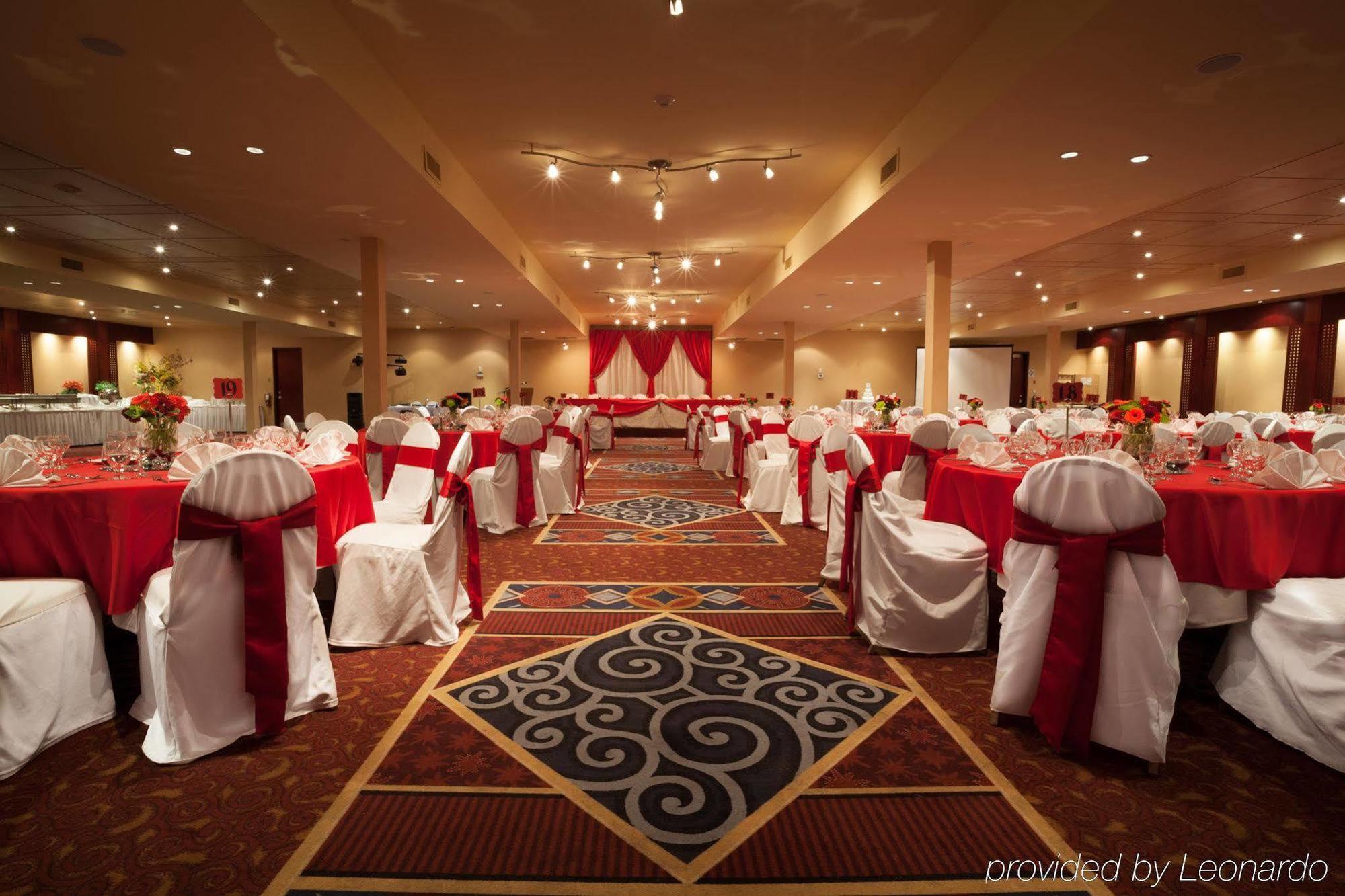 Edmonton Hotel & Convention Center אדמונטון מראה חיצוני תמונה