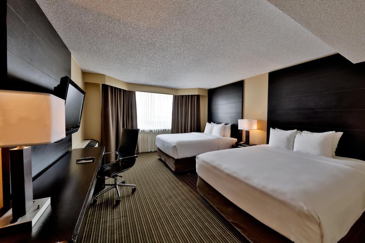 Edmonton Hotel & Convention Center אדמונטון מראה חיצוני תמונה